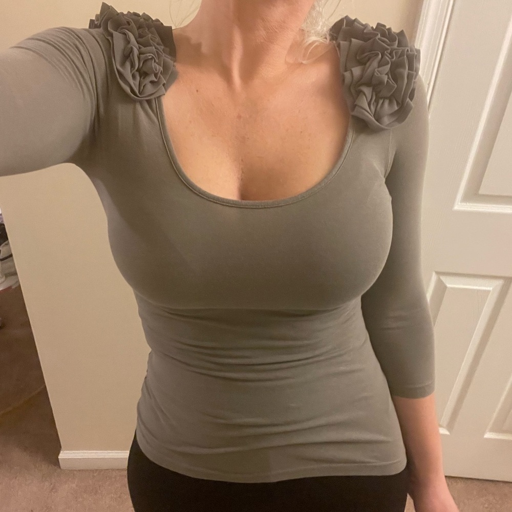 Gray, small H&M, women sweater!